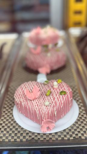 نان و شیرینی دانژه