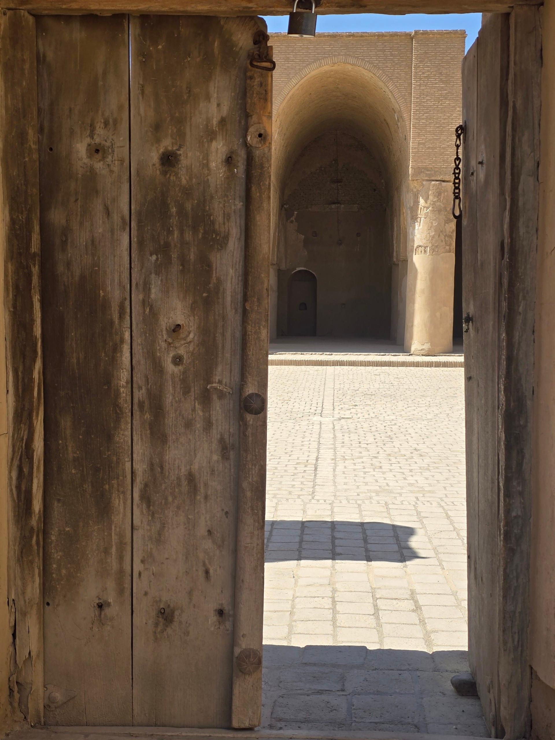 عکس مسجد تاریخانه