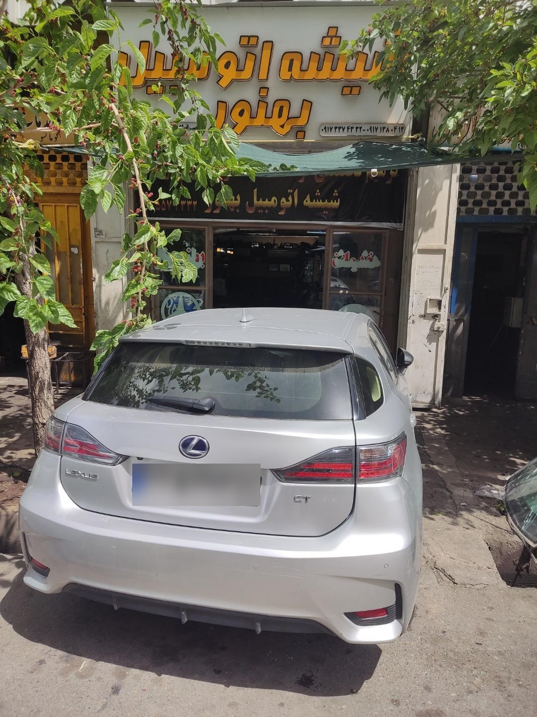 عکس شیشه اتومبیل بهنور