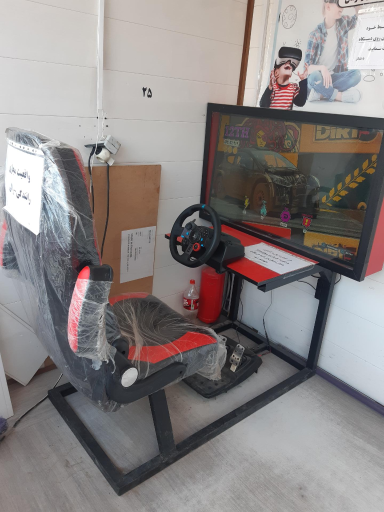 عکس واقعیت مجازی ۸ بعدی فرهنگیان