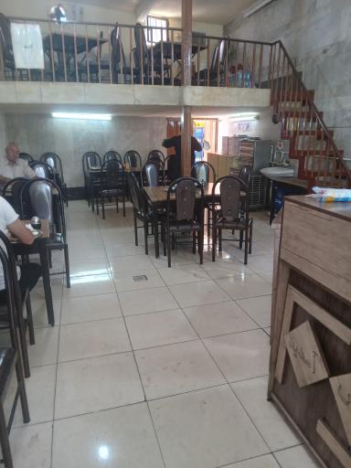 عکس کافه اطمینان