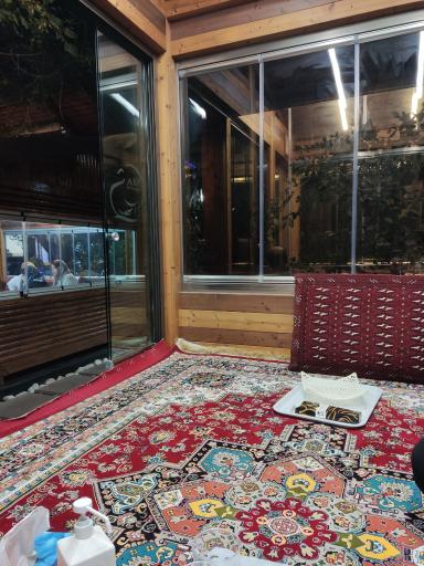 عکس باغ رستوران آبی