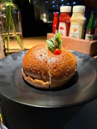 عکس رستوران د ل پ (شعبه پونک)