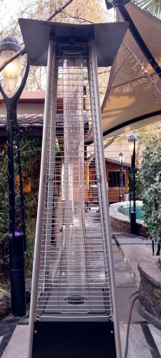 عکس باغ رستوران آبی