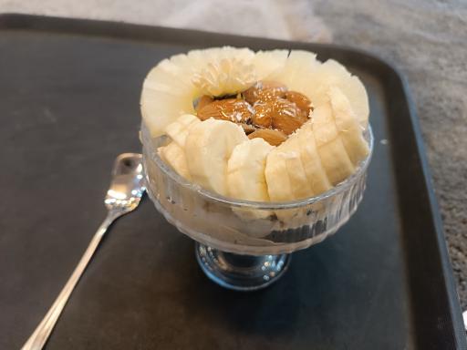 عکس باغ رستوران آبی