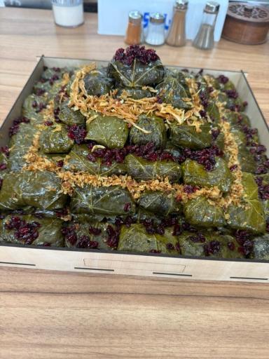 عکس آشکده و غذای خانگی هیزم