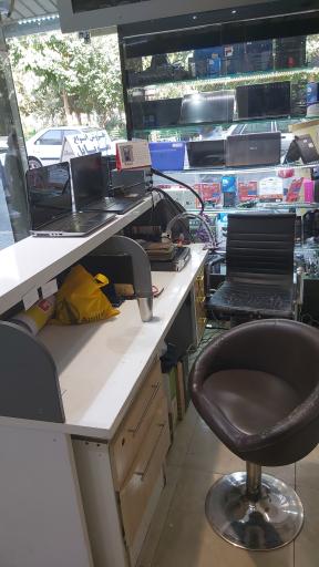 عکس تعمیرات تخصصی کامپیوتر و لپ تاپ پارسه