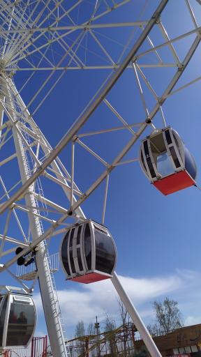 عکس چرخ و فلک