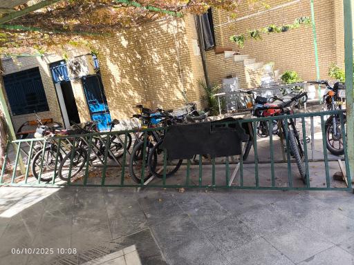 عکس حوزه علمیه امام صادق ( ع )