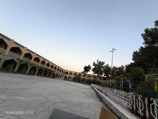 عکس حوزه علمیه امام صادق ( ع )