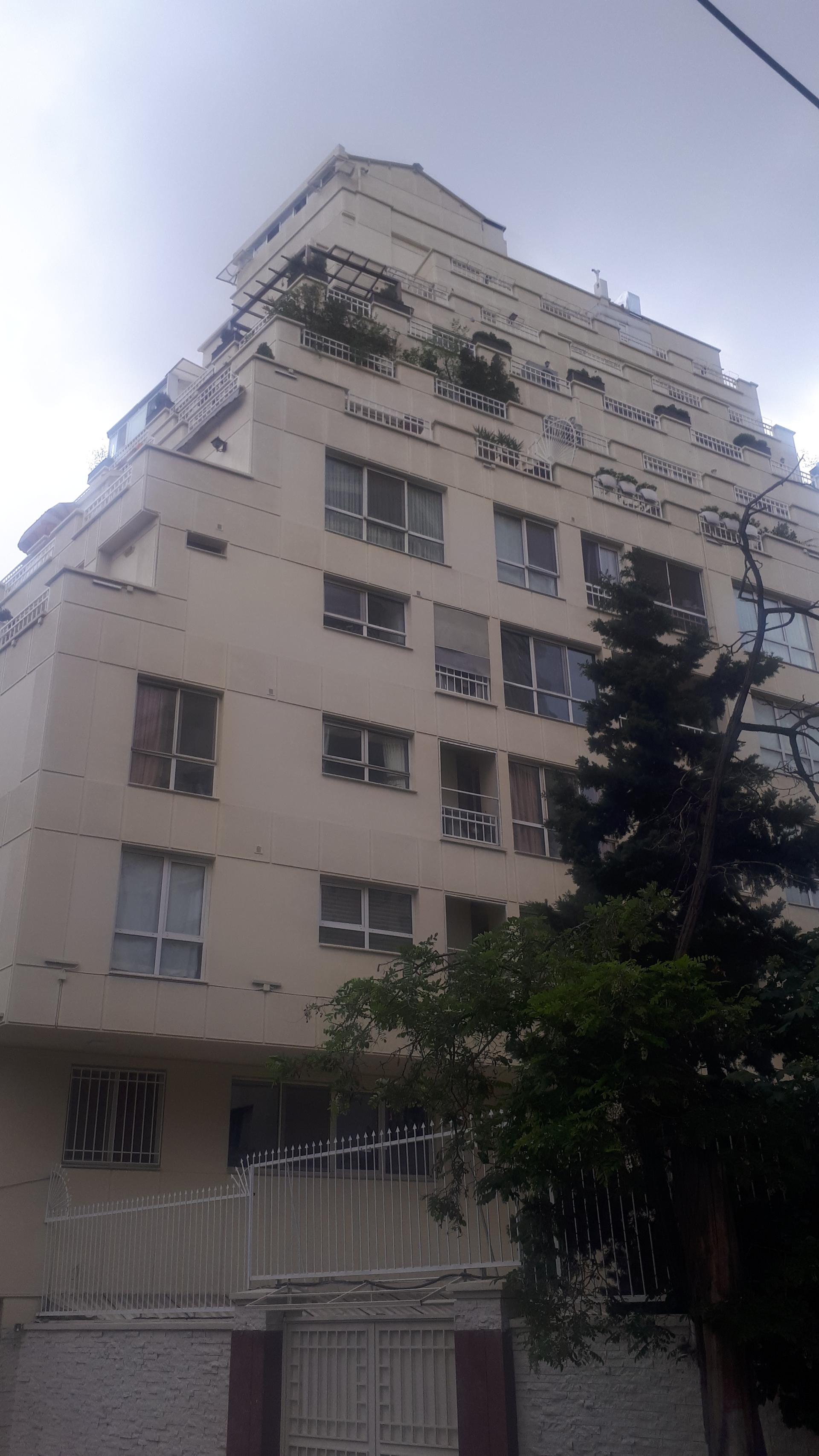 عکس برج مسکونی آناهیتا