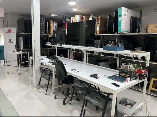 عکس تعمیر فوری تلویزیون رحیمی