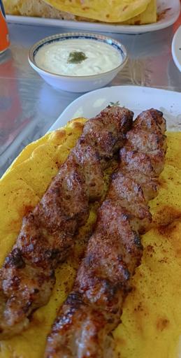 عکس کباب وکیل آباد