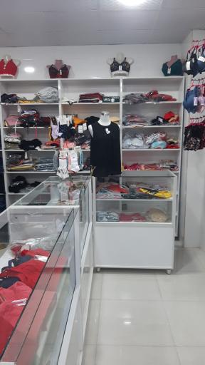 عکس فروشگاه پوشاک آناهیتا