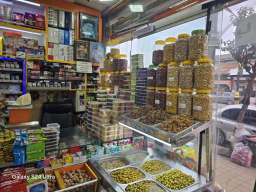 عکس هایپر مارکت رضوان