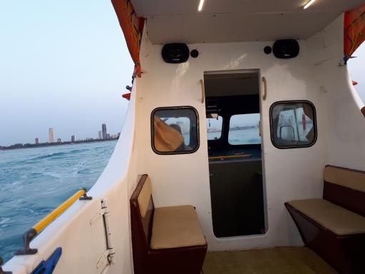 عکس پایانه کشتی های تفریحی گردشگری بابلسر