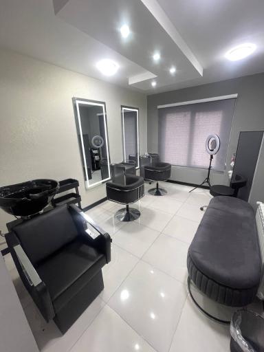 عکس مرکز میکروبلیدینگ مینا سلمانی