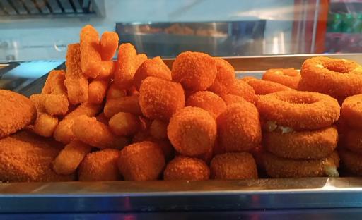 عکس پیتزا و سوخاری ژین