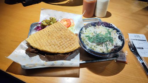 عکس رستوران دونر گاردن