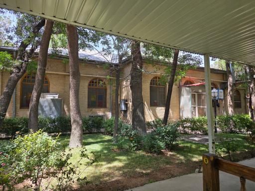 عکس رستوران فانوس