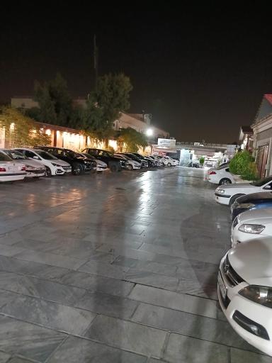 عکس پارکینگ اختصاصی هودین و هورا