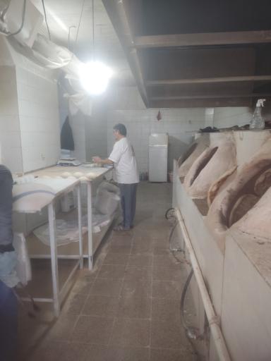 عکس نانوایی بنازاده