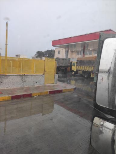 عکس جایگاه سوخت حاجی زاده (بنزین و گازوئیل)