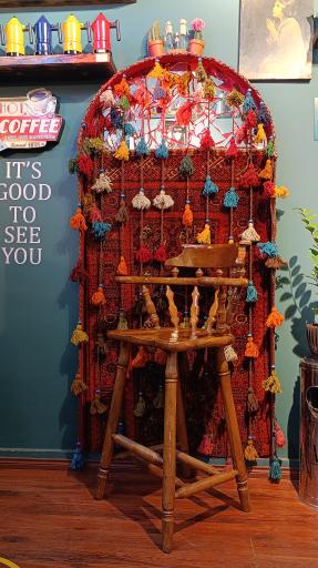 عکس کافه بازی نو رویال مشهد