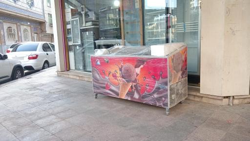 عکس تجهیزات فروشگاهی قهرمان