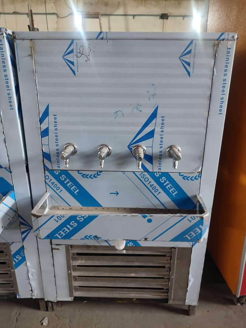 عکس تجهیزات فروشگاهی قهرمان