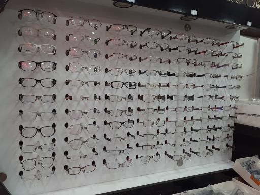 عکس فروشگاه عینک چشمان من