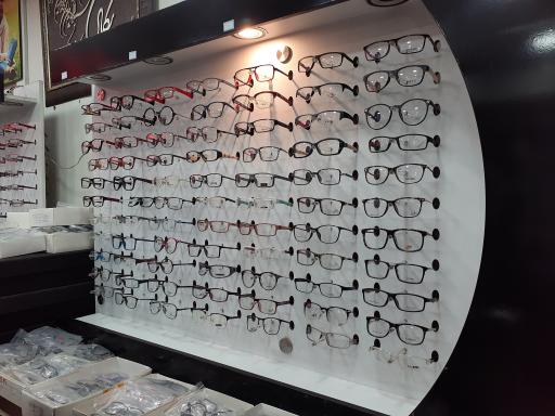 عکس فروشگاه عینک چشمان من