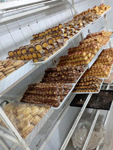 عکس شیرینی سرای یاس