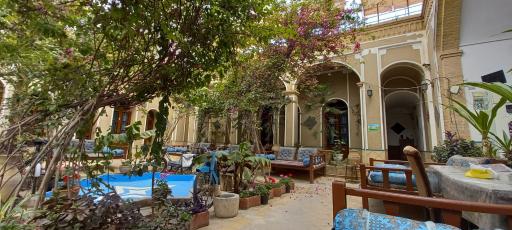 عکس هتل دوستانه یزد