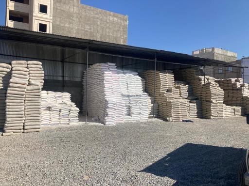 عکس مصالح ساختمانی مردی 