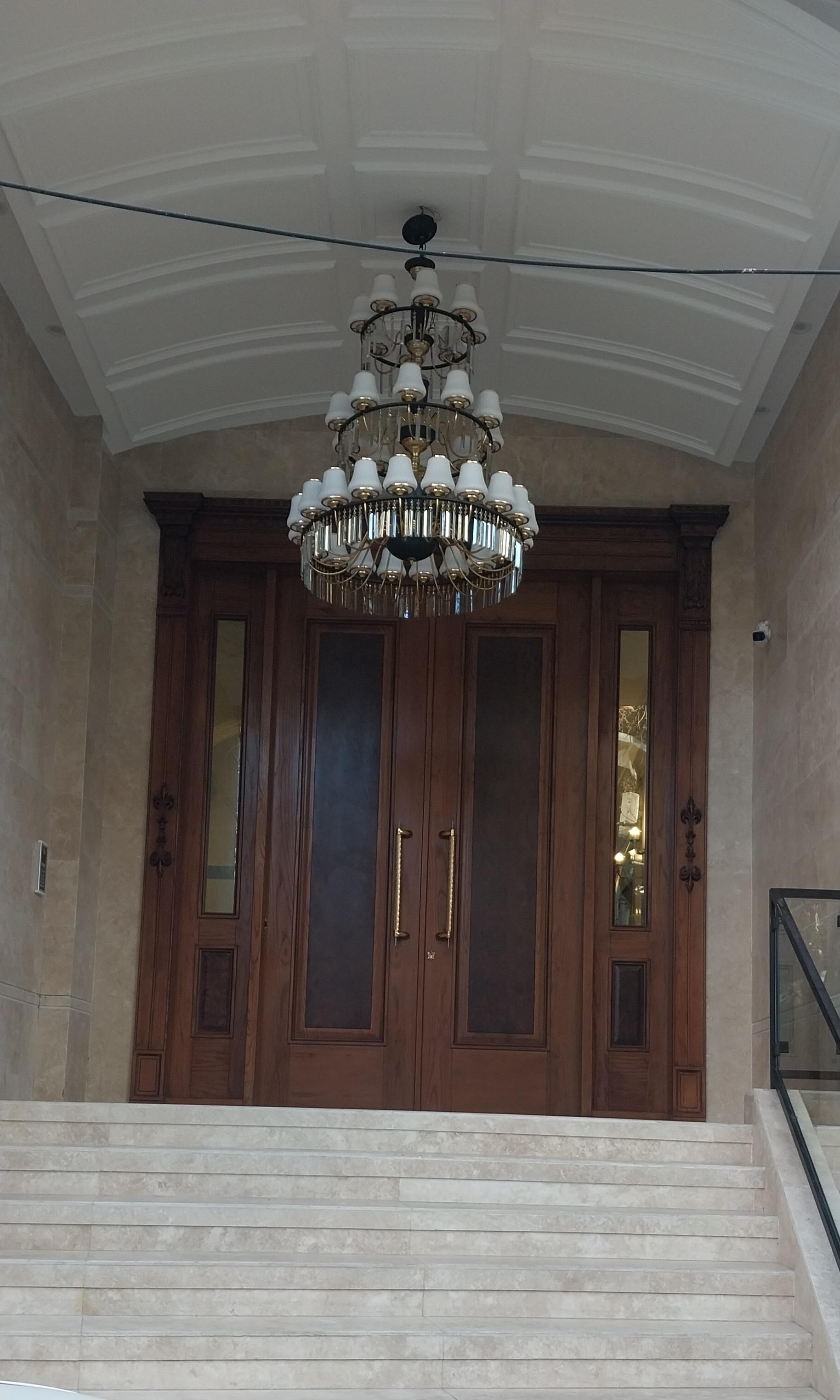 عکس ساختمان آدینه