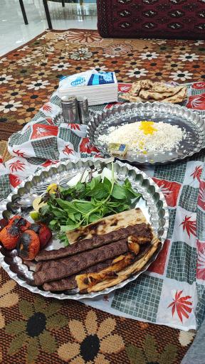 عکس صبحانه و کبابی گلبرگ گلپایگانی