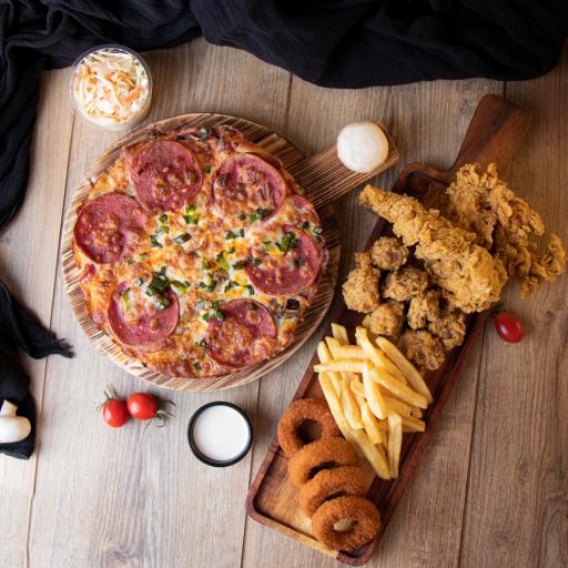 فست فود سیکاس