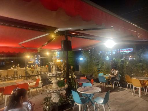 عکس فست فود کمالی