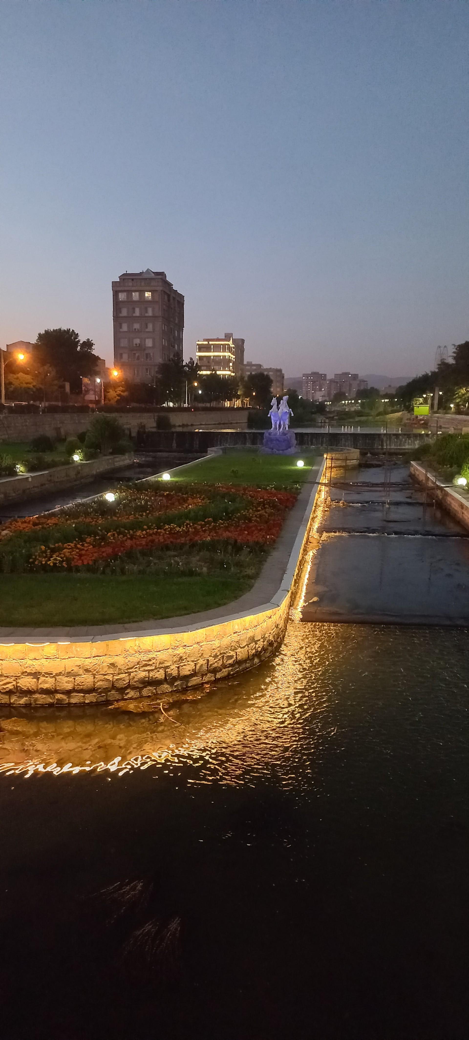 عکس فضای سبز صوفی چای
