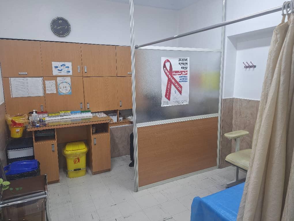 عکس فصد خون و تزریقات ابن سینا