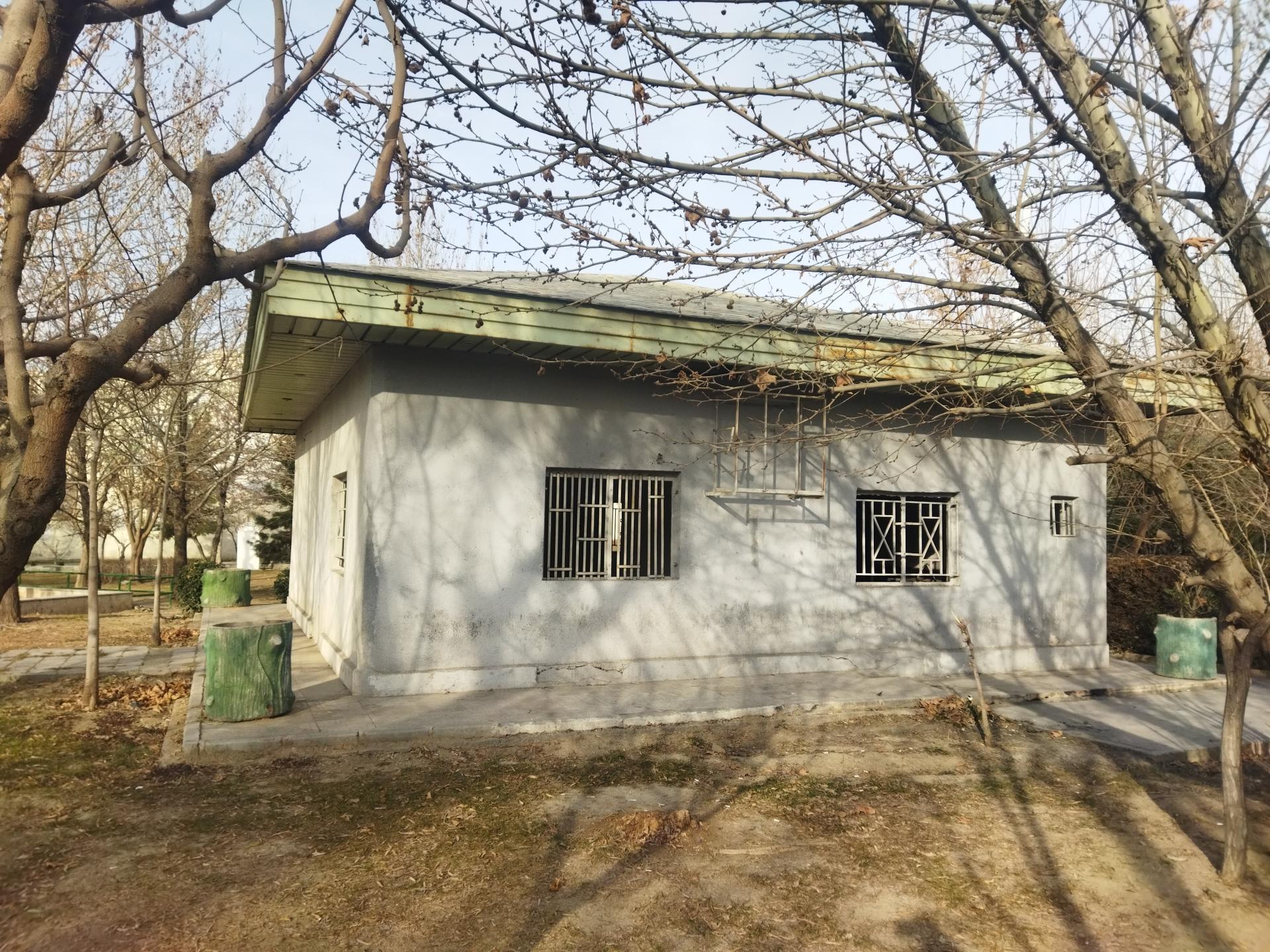 عکس انباری بوستان افرا