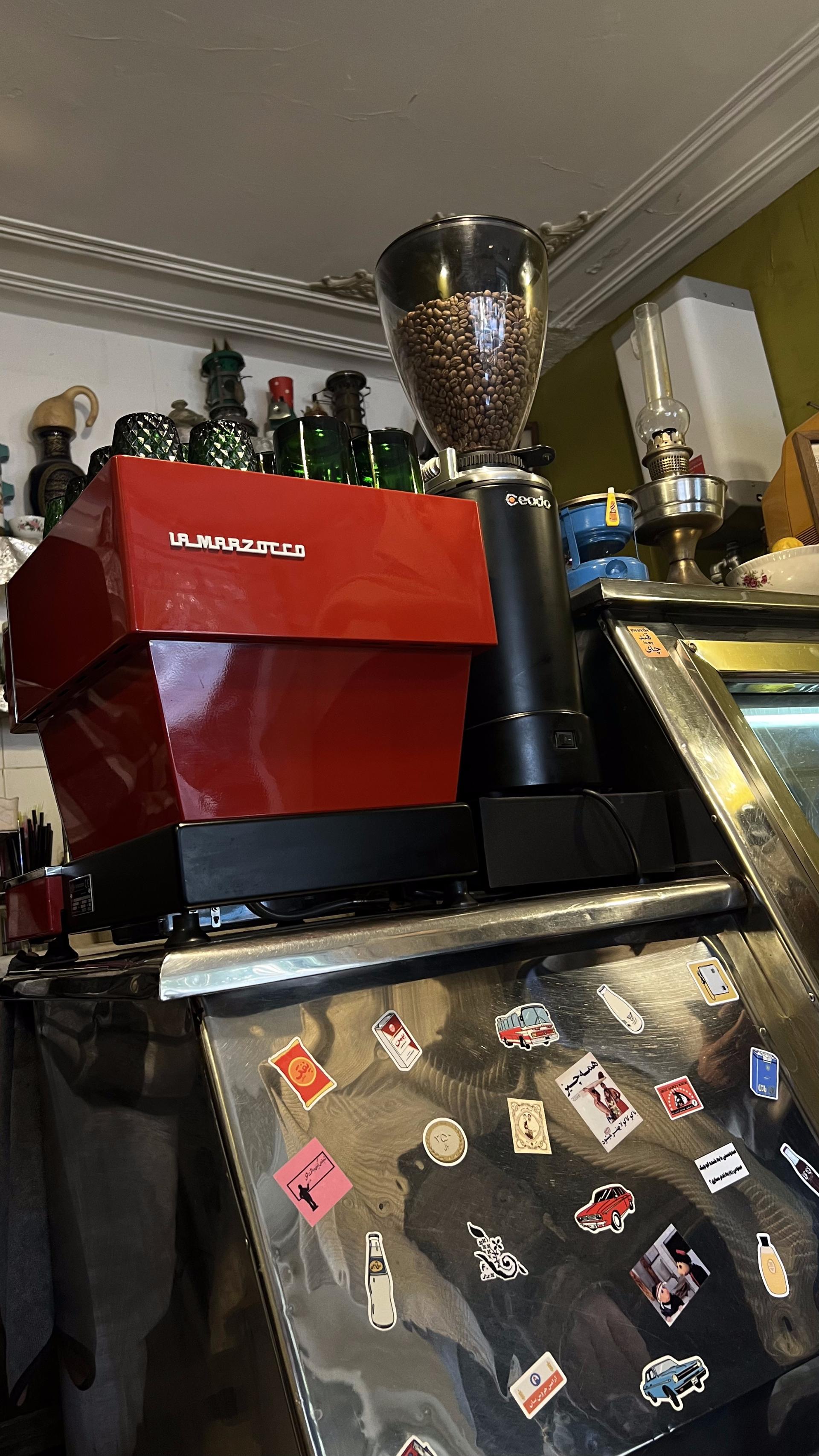 عکس کافه ملی