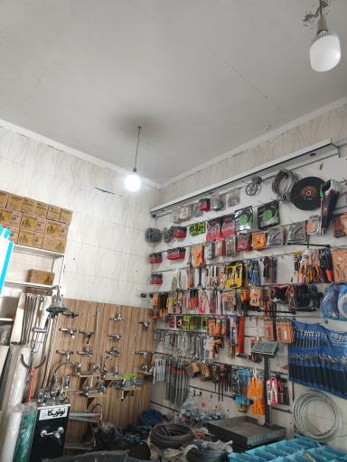 عکس ابزار آلات و تجهیزات ساختمانی شهاب 