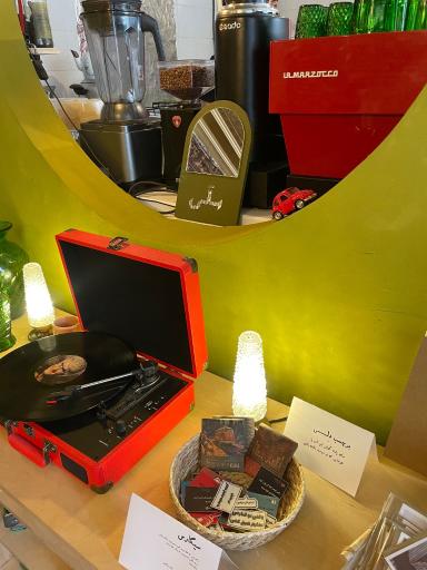 عکس کافه ملی