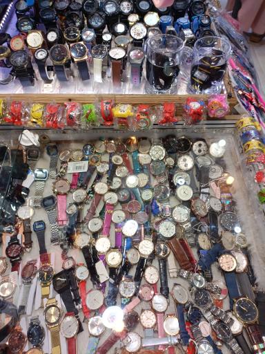 عکس بازار حاجی آباد