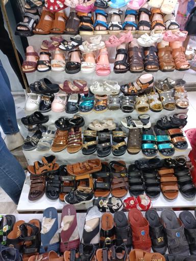 عکس بازار حاجی آباد