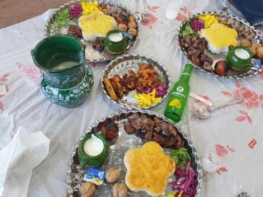 عکس باغ رستوران پرستو پلاس