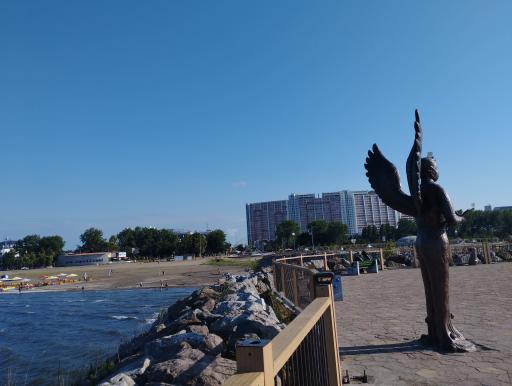 عکس موج‌شکن منطقه آزاد انزلی