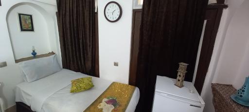 عکس اقامتگاه بومگردی نقره یزد